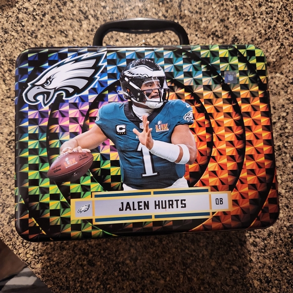 NFL Jalen Hurts Tin Box W/3 Cards - Picture 1 of 8